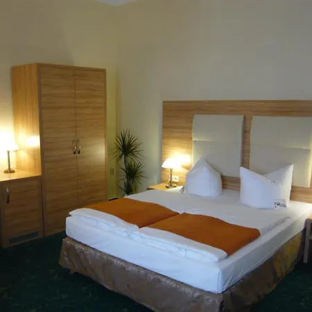 酒店 科勒斯塔帕克宫殿式酒店 奥得河畔法兰克福