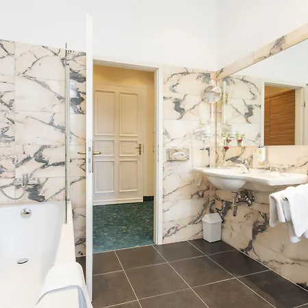 酒店 科勒斯塔帕克宫殿式酒店 3*