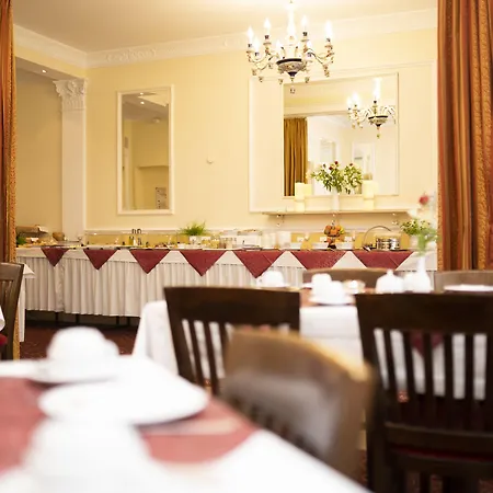 科勒斯塔帕克宫殿式酒店 酒店 奥得河畔法兰克福