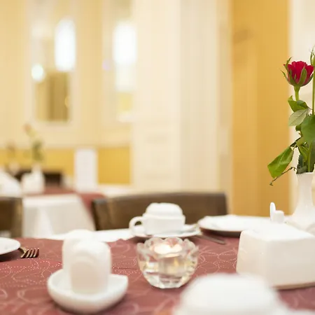 Palais Am Kleistpark ホテル フランクフルト・アン・デア・オーダー