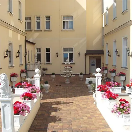 Palais Am Kleistpark ホテル 3*