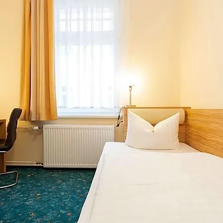 Palais Am Kleistpark Hotel 3*