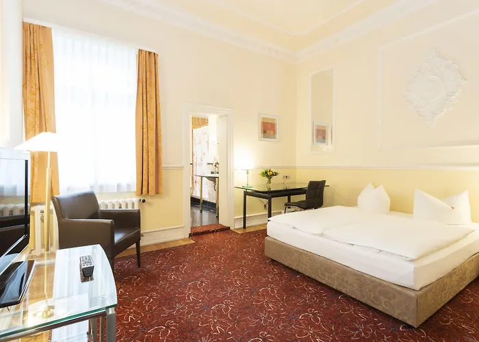 Palais Am Kleistpark Hotel 3*